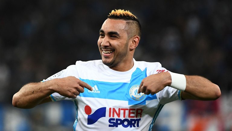 中场横传将 中场横传将